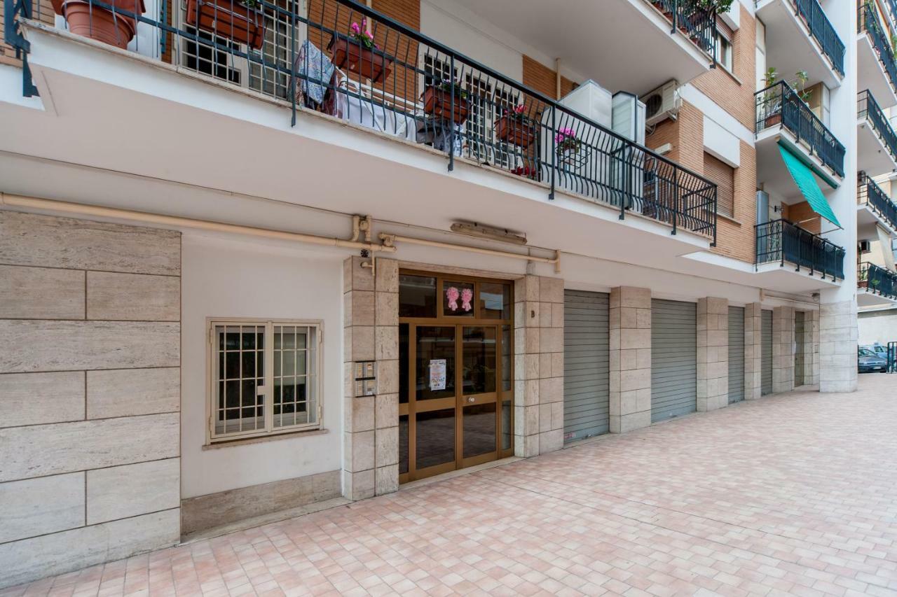 Appartamento Privato A Marconi ローマ エクステリア 写真