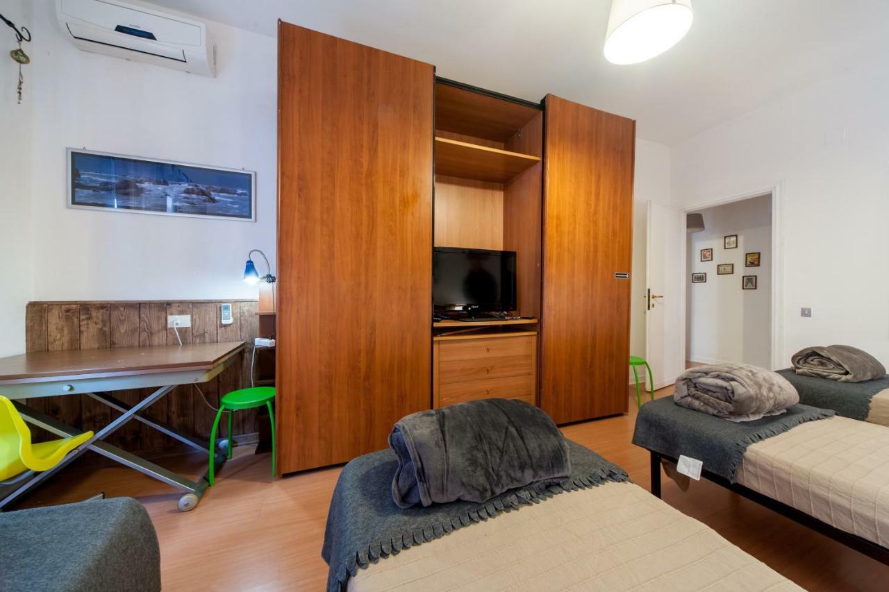 Appartamento Privato A Marconi ローマ エクステリア 写真