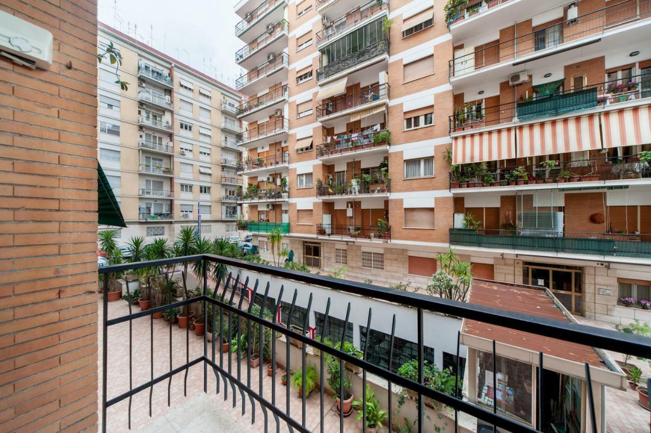 Appartamento Privato A Marconi ローマ エクステリア 写真